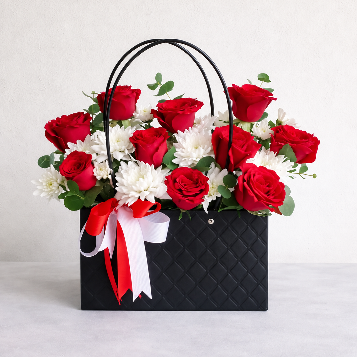 Red And White Roses Bag